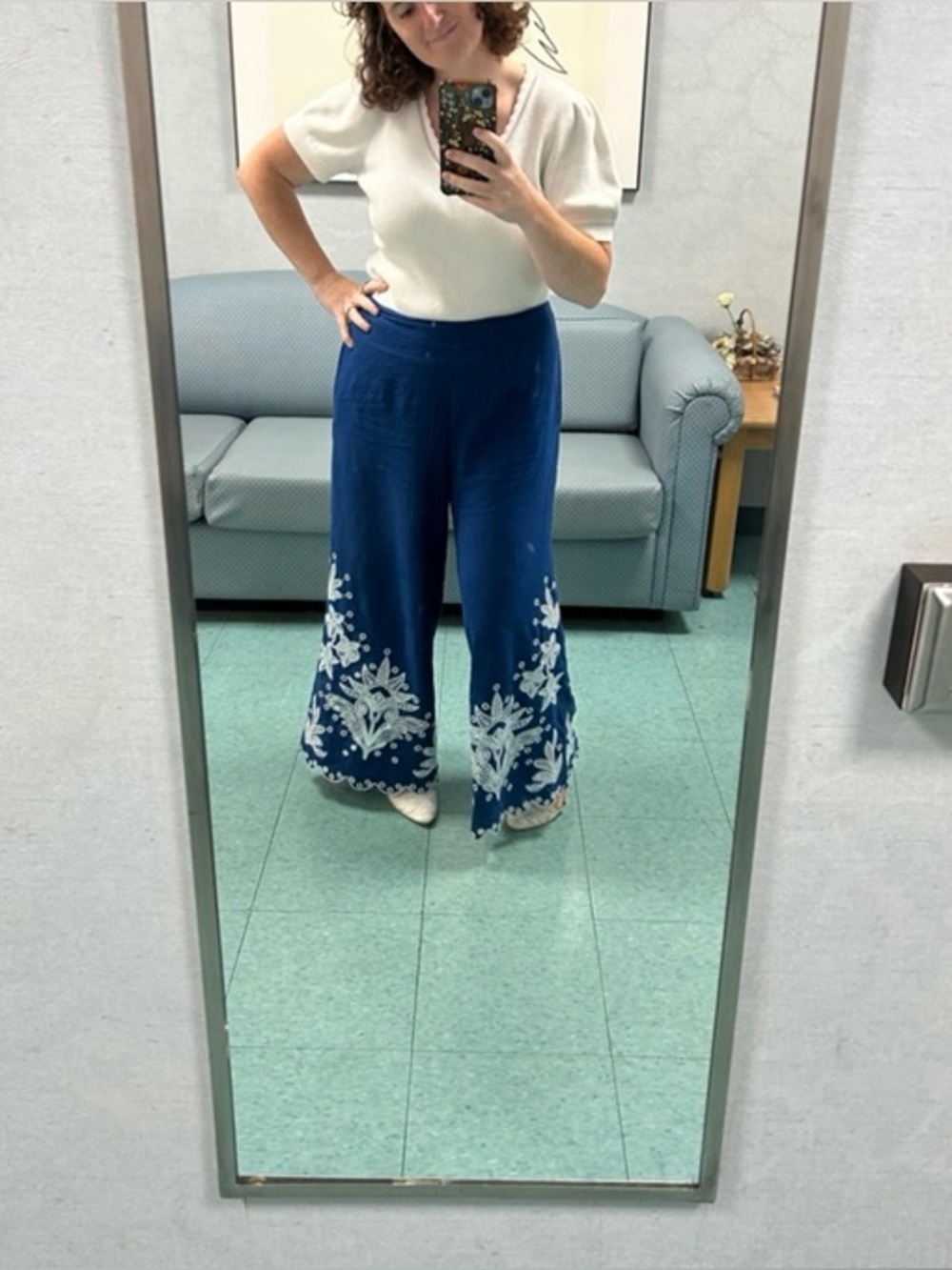 FARM Rio Linen Blue Wide-Leg Embroidered Crop Pants - Picture 6 of 7
